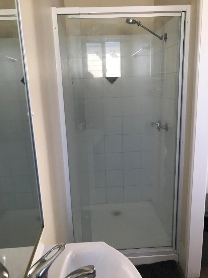 Australian Hotel Winton Budget Hotel Accommodation מראה חיצוני תמונה